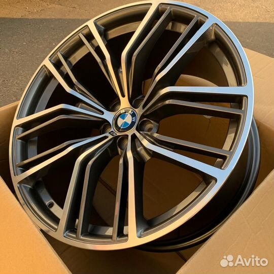 Диски 701 M-стиль на BMW X5 G05 X6 G06 R20