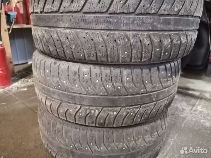 Bridgestone Ice Cruiser 5000 255/55 R16