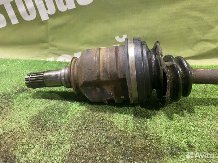 Привод левый Toyota Vista SV40 4S-FE