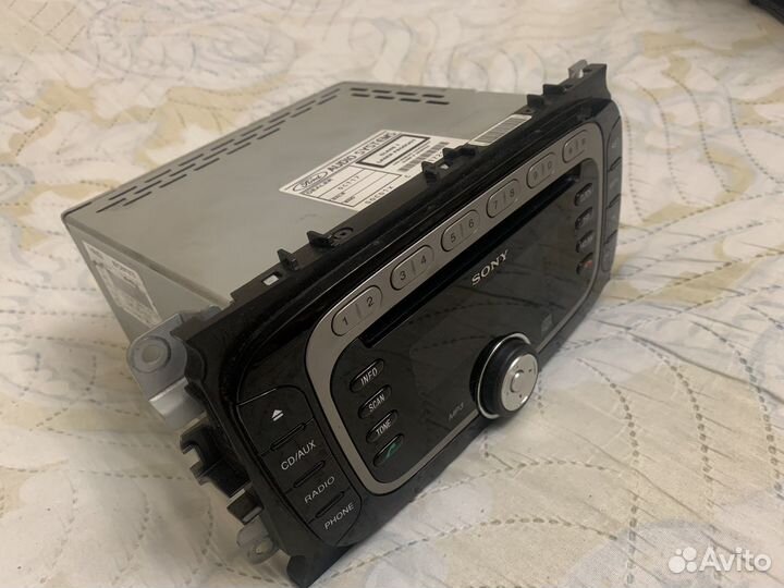 Магнитофон для машины Ford Mondeo