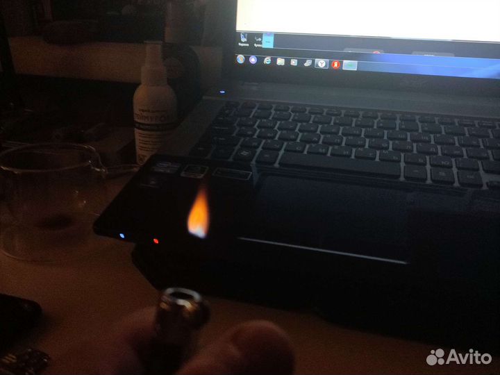 Зажигалка газовая