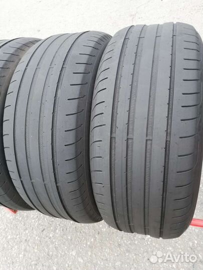 Goodyear Eagle F1 Asymmetric 5 225/55 R17 97Y
