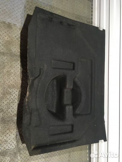 Пол багажника (Renault Megane)