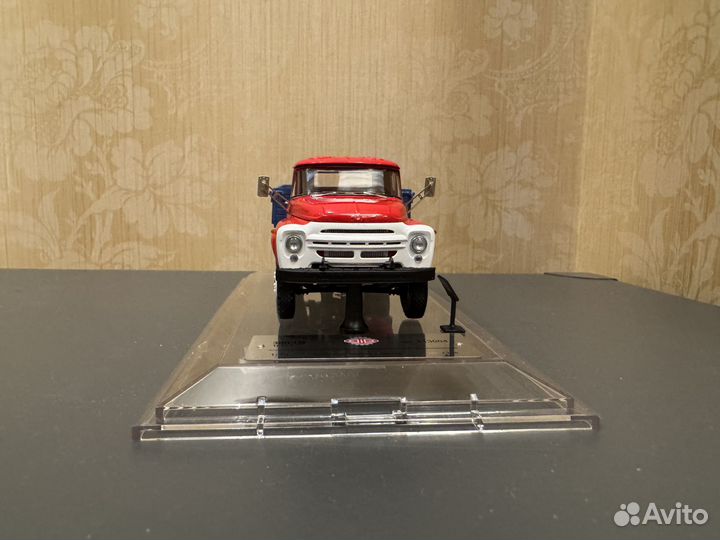 1:43 Модель ЗИЛ-138 (1977 год) бортовой газобалонн