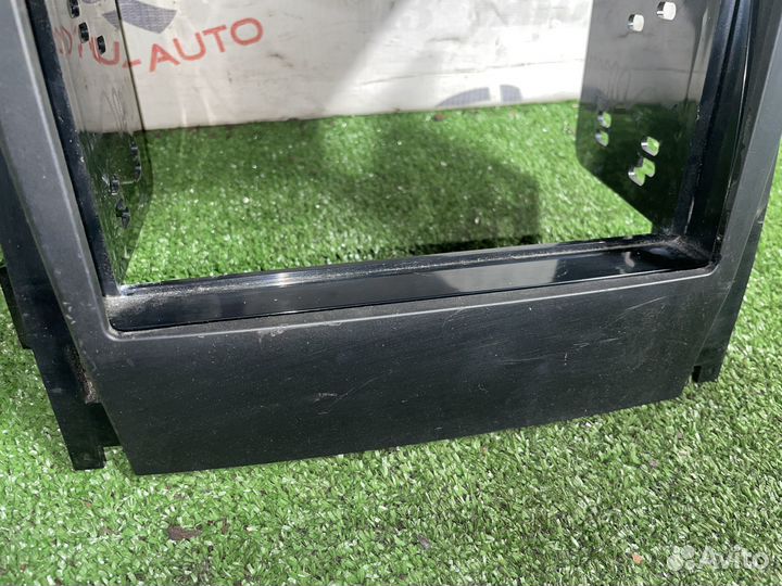 Рамка магнитолы 2Din с бардачком Cadillac Escalade