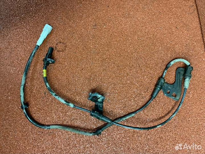 Датчик ABS передний правый Kia Rio 4 хэтчбек 1.4