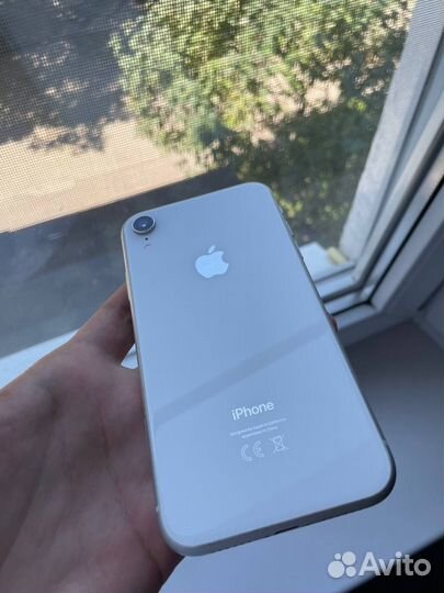 iPhone Xr, 128 ГБ