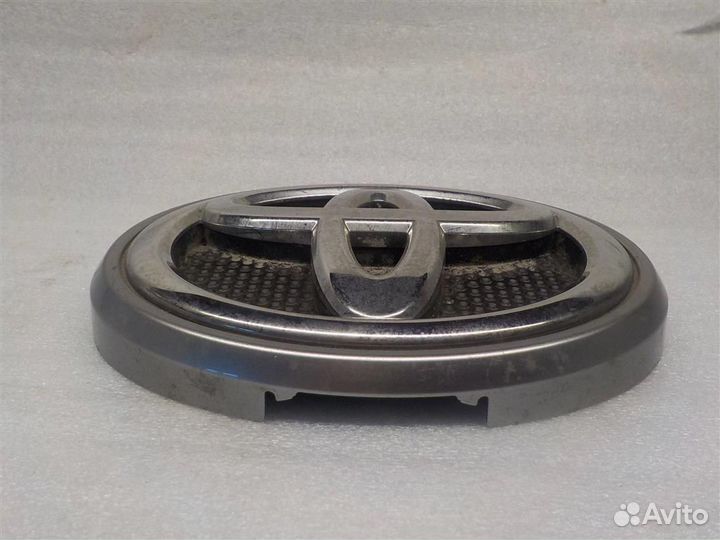 Эмблема Toyota Land Cruiser Prado 150 2009