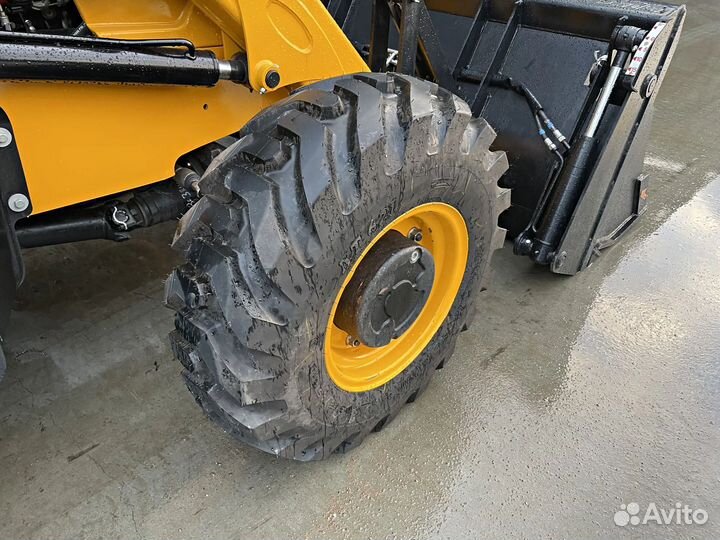 Экскаватор-погрузчик JCB 3DX, 2023
