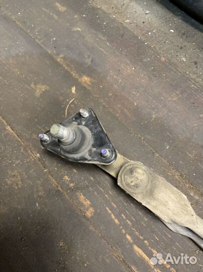 Трапеция дворников Nissan Sunny N14