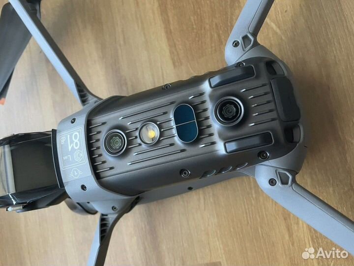 Квадрокоптер DJI Mavic Air3 fly more combo