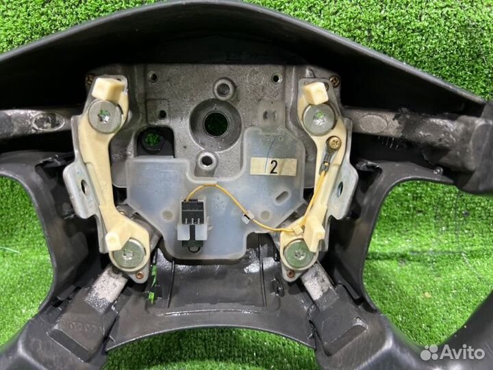 Руль Nissan Avenir 2000