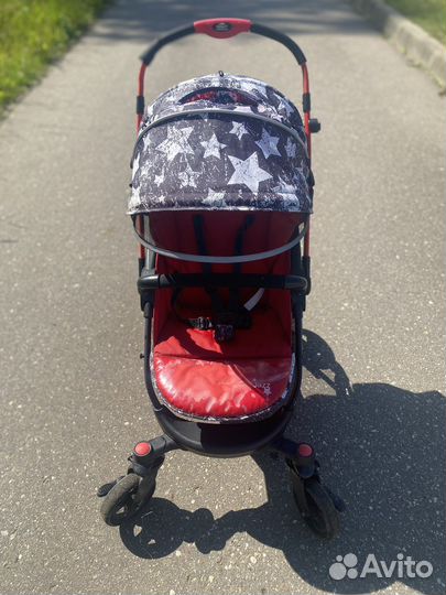 Прогулочная коляска