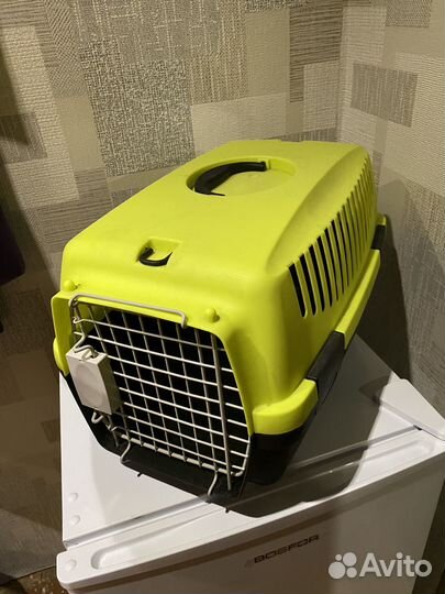 Переноска для кошек и собак
