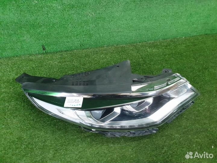 Фара правая Kia Optima