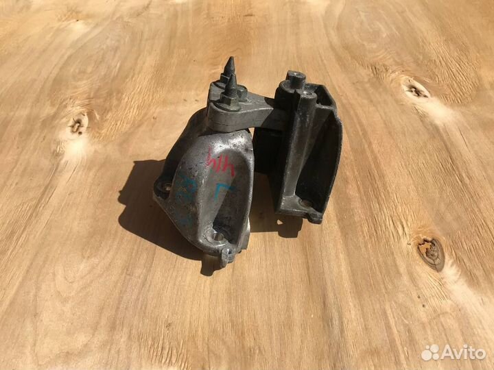 Подушка двигателя АКПП левая Honda CR-V 3 RE3