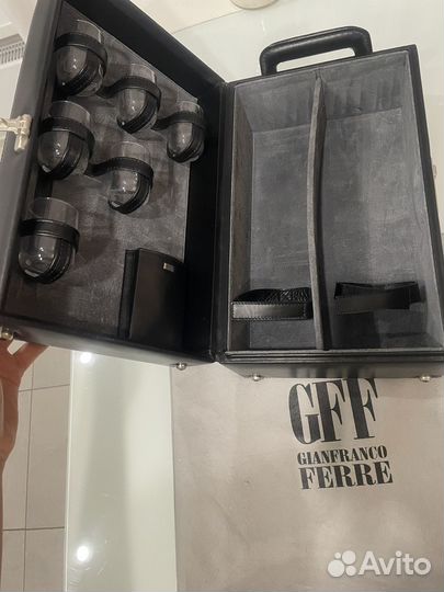 Дорожный набор для алкоголя gianfranco ferre