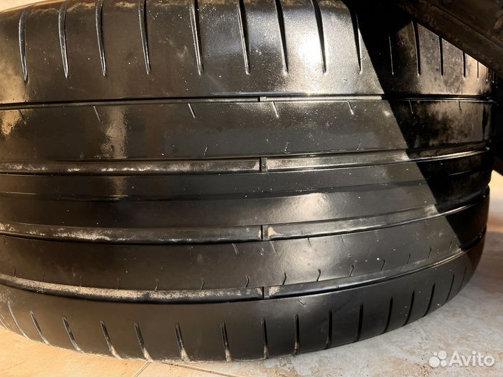 Pirelli P Zero 275/35 R20