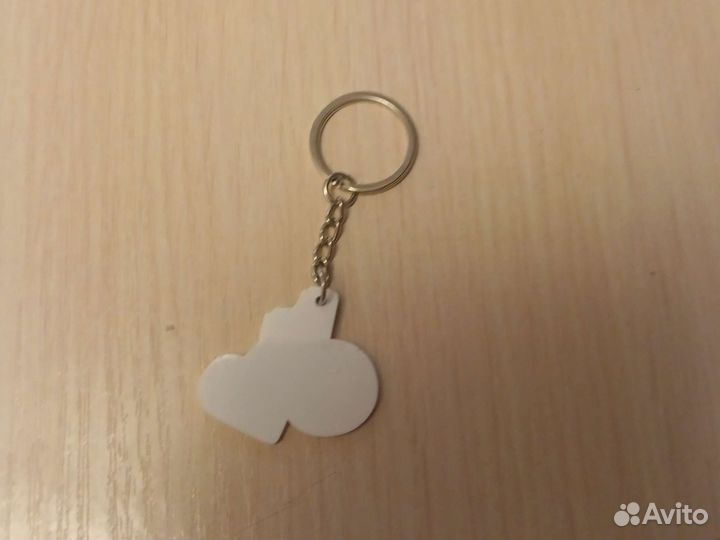 Брелок тик-ток и лайк на ключи