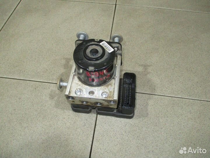 Блок ABS (насос) Ford Fiesta 6