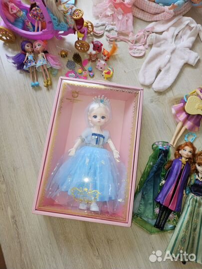 Развивающие игрушки, интерактивные для девочки