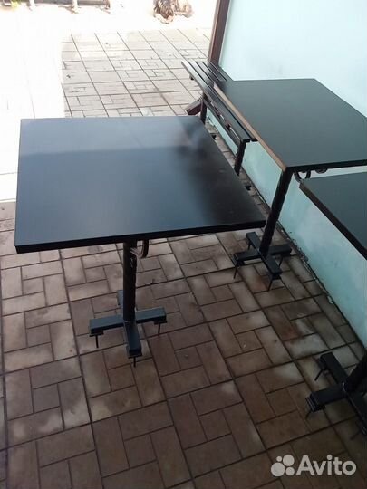 Скамья и стол для кладбища