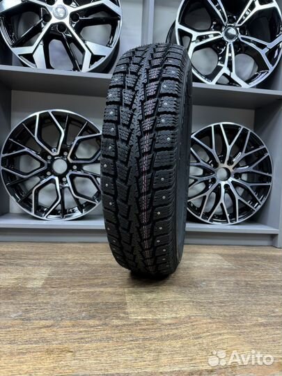Kumho Power Grip KC11 235/75 R15C