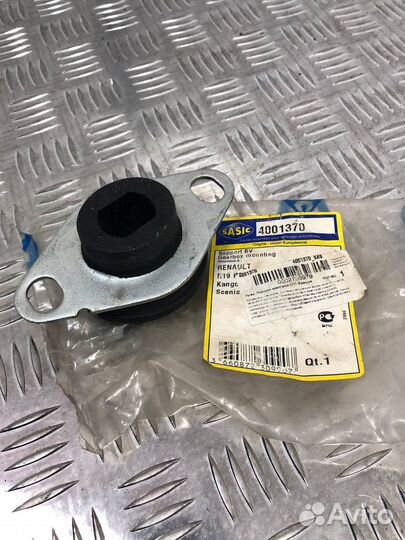 Опора двигателя левая 4001370 sasic