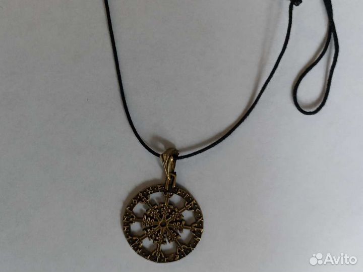 Кулон-оберег