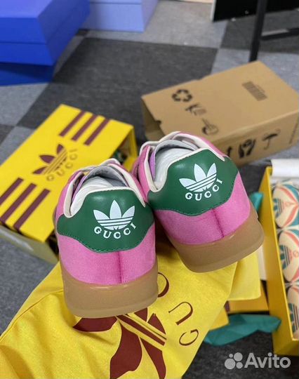 Кроссовки женские Adidas Gazelle x Gucci новинка