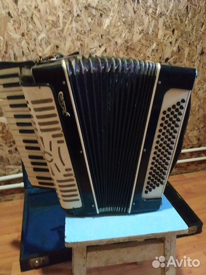 Продам 3 акрадиона бу Аккорд Орион