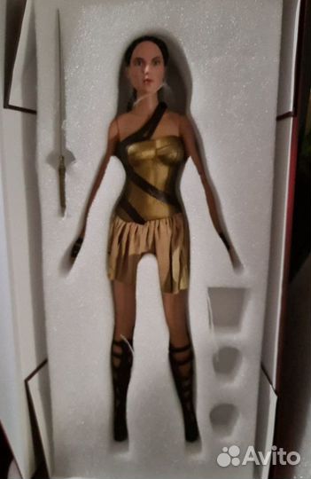 Wonder Woman Tonner Doll Deluxe Training Armor