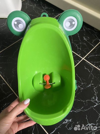 Писсуар детский подвесной