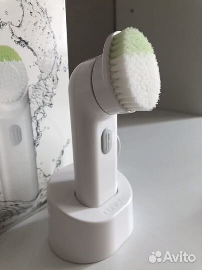 Щеточка для лица электрическая Clinique Sonic Syst