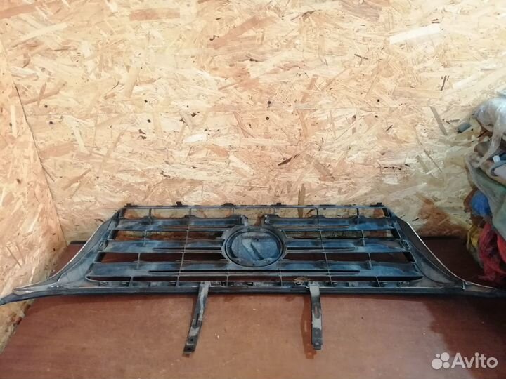 Решетка радиатора Lexus GX460 2009-2018