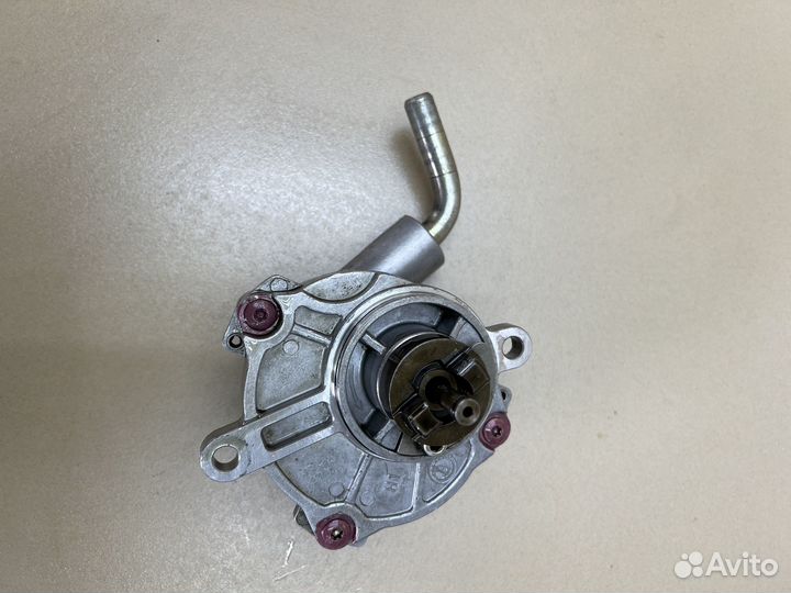 Вакуумный насос OM611 Mercedes