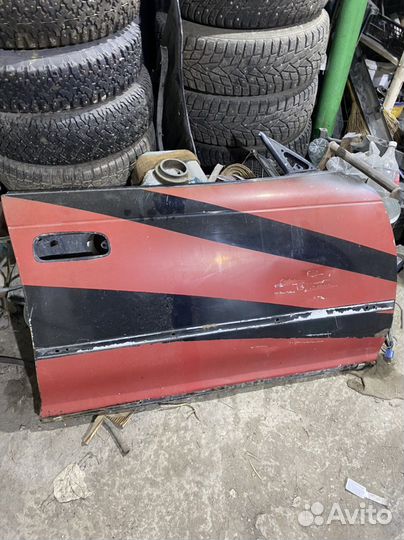 Toyota mark 2 90 дверь