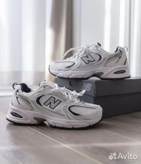 New Balance 530 White Silver Navy