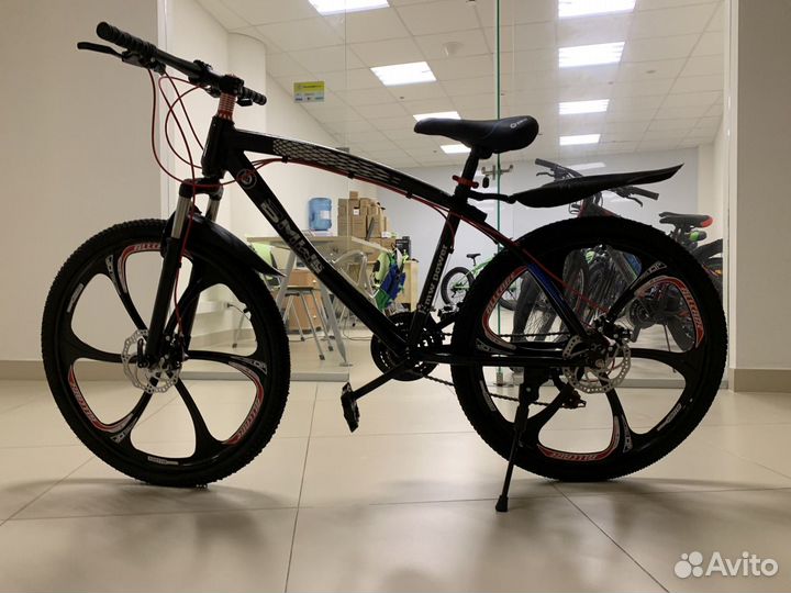 Велосипед на литых дисках