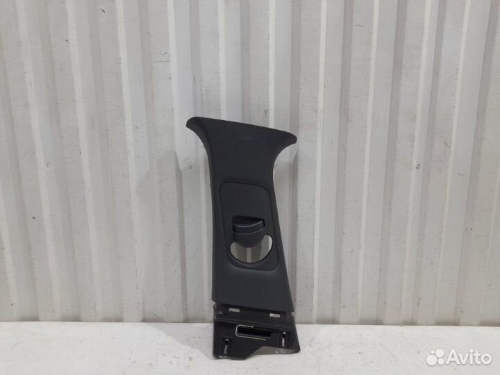 Обшивка средней стойки (левая верхняя) Kia K5 Dl3