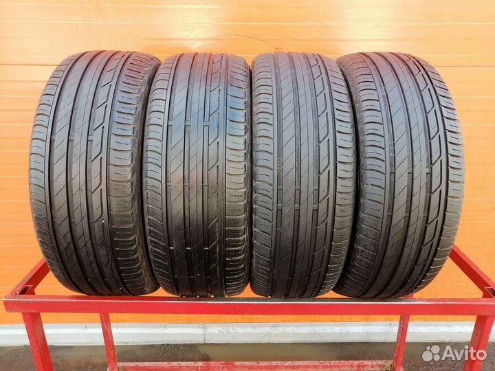 Bridgestone Turanza T001 215/50 R18 90W