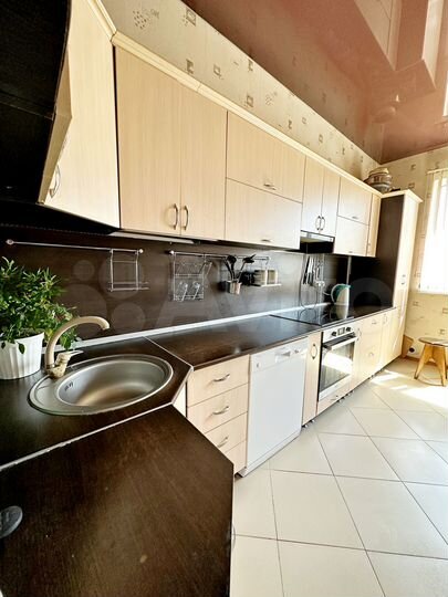 3-к. квартира, 77 м², 5/13 эт.