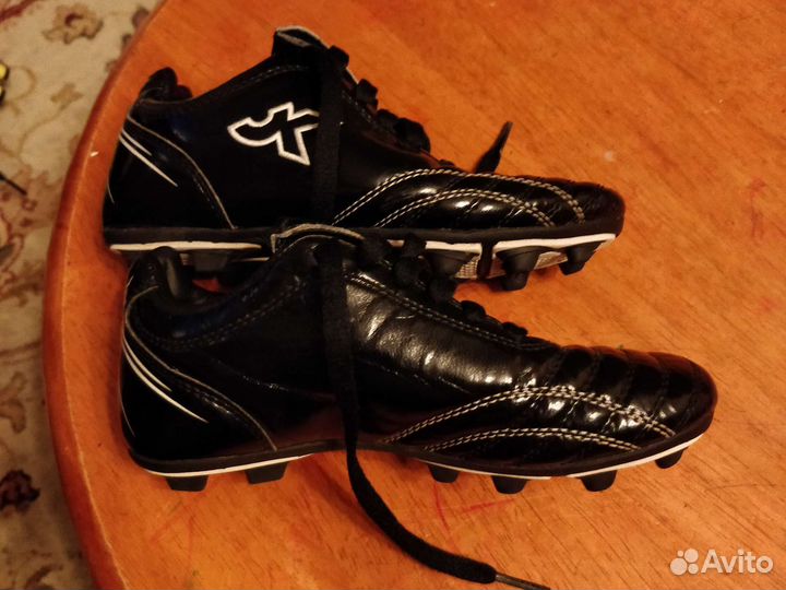 Футбольные бутсы kipsta 31