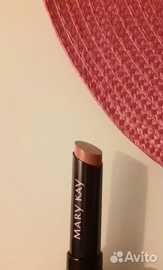 Помада Мери Кей