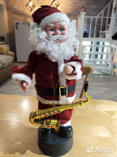 Дед мороз под елку