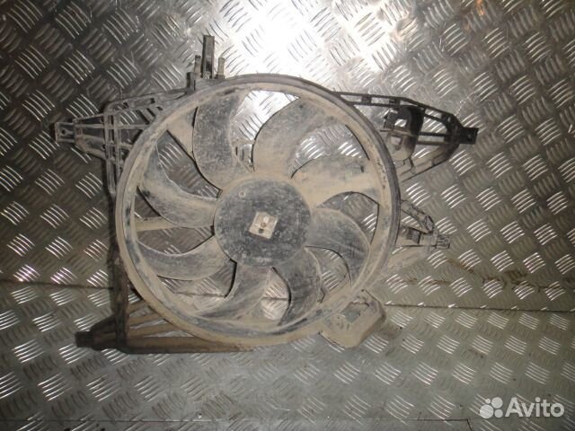 Вентилятор охлаждения радиатора Kangoo (97-08) в с
