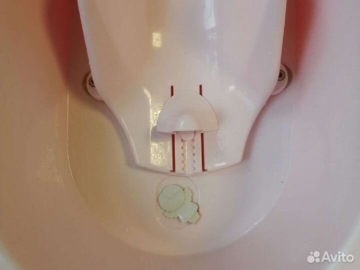 Ванночка для купания с горкой