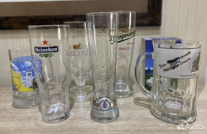 Коллекция пивных бокалов и кружек