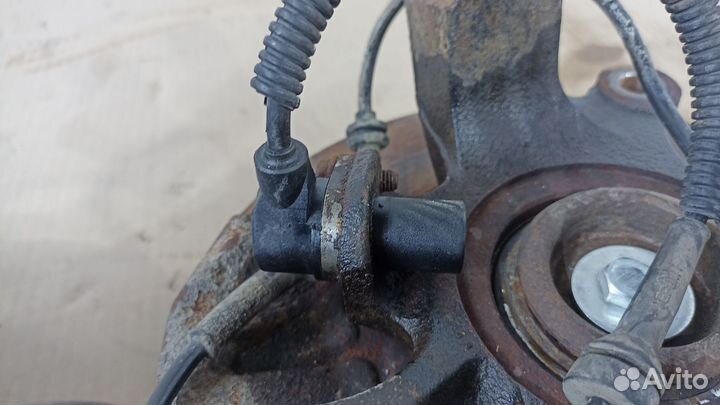 Кулак поворотный передний Шевроле Лачетти Lacetti