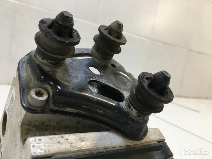 Блок ABS Volkswagen Passat B6 2005-2010 3C2